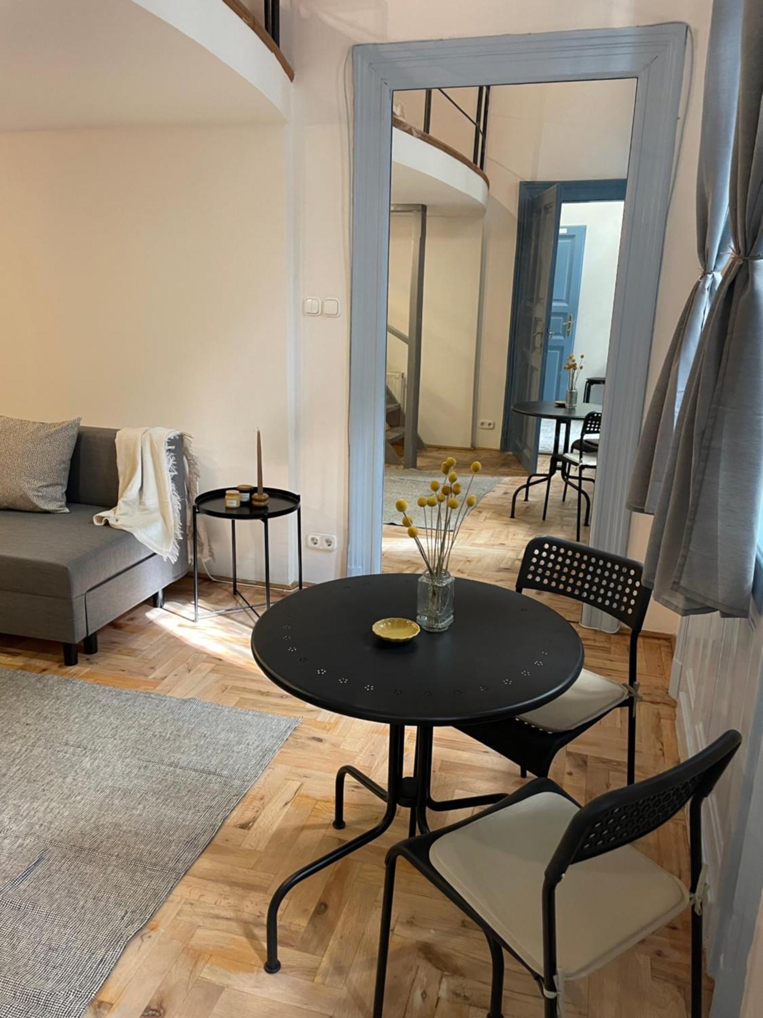 Blue Mirror Apartment ブダペスト エクステリア 写真